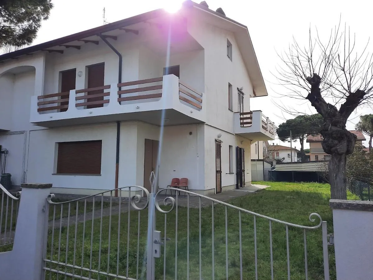 Holiday home Sunflowers House Punta Marina